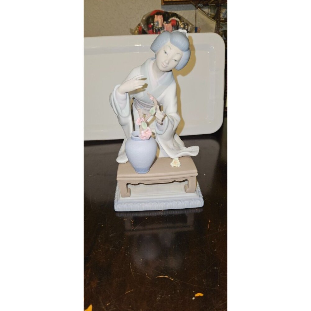 Porcelain Geisha Sculpture in Soft Pastel Blue and Cream